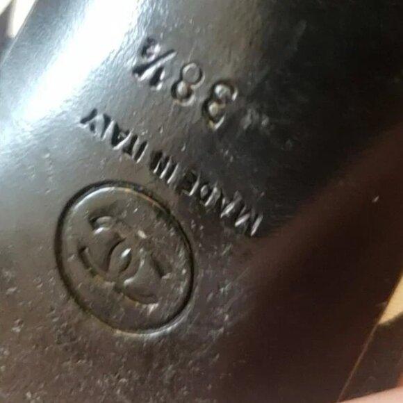 Super RARE CHANEL Vintage Flats Interlocking CCs All Over - Picture 13 of 15
